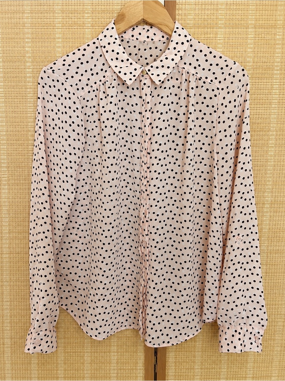 NWT ELLE Pink Polka Dot Button Front Blouse Size M Long Sleeve Collared Top